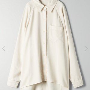 Aritzia Wilfred Free Boyfriend Button-Up Shirt
